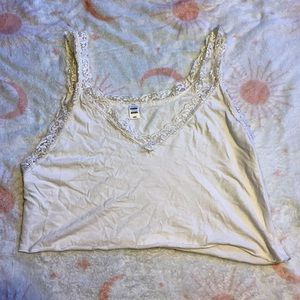 White lace detailed cropped tank top